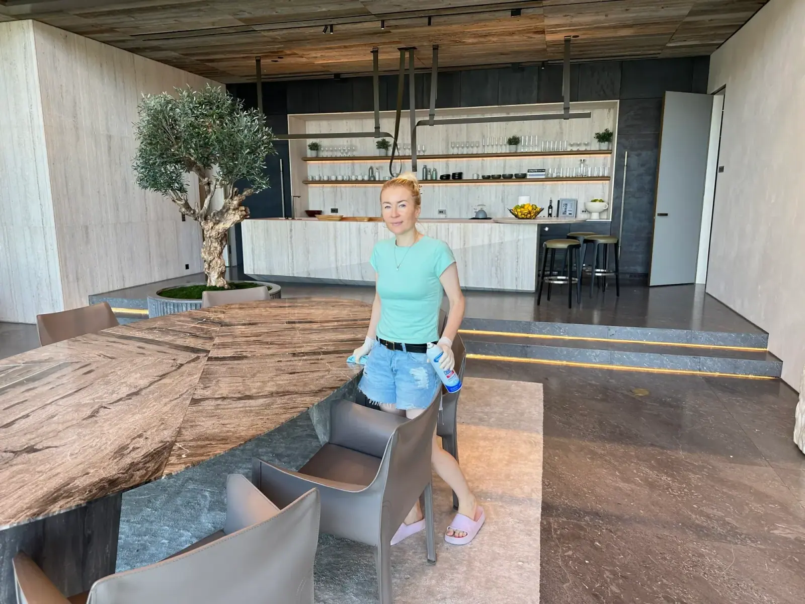 Modern open kitchen after post-remodel professional cleaning